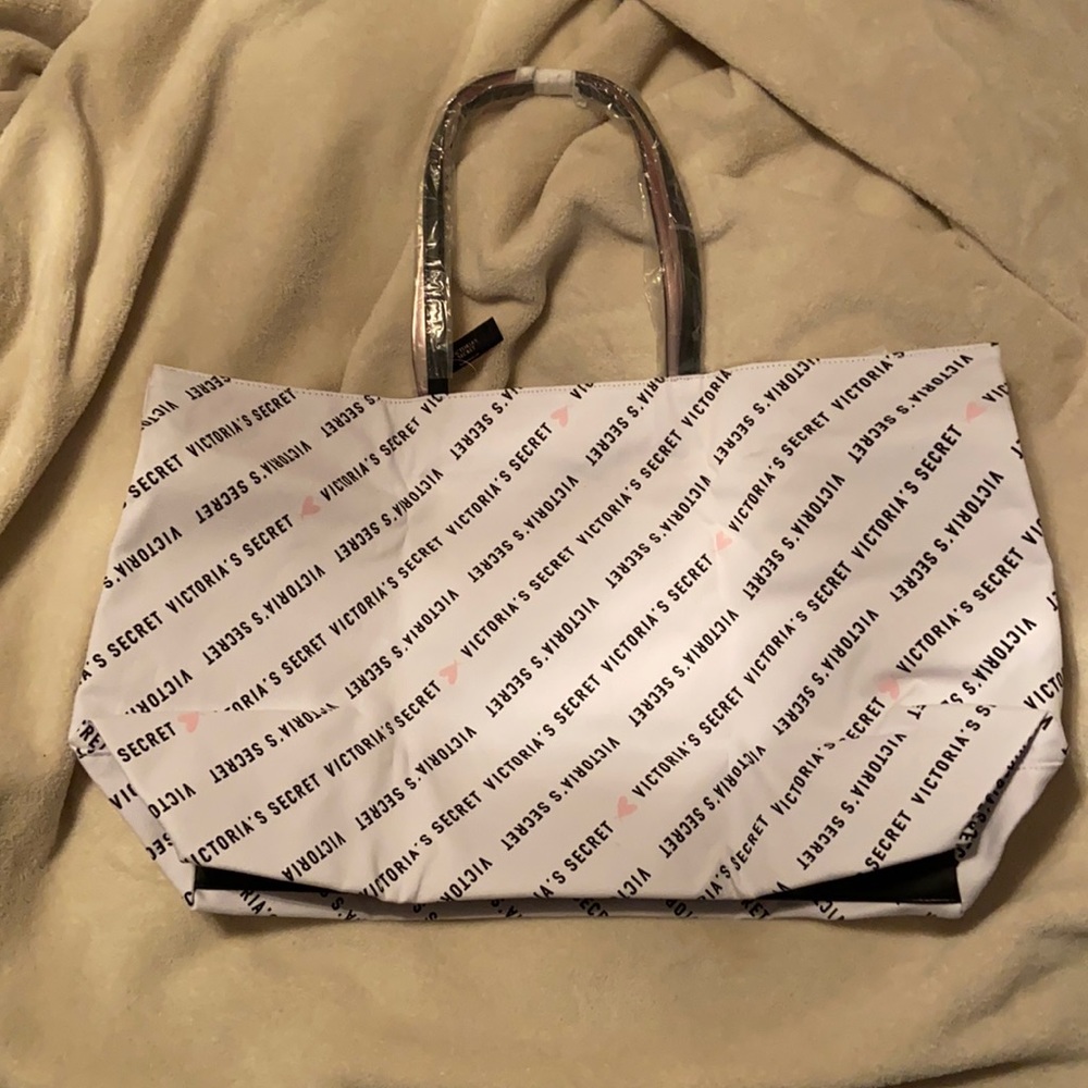 Victoria’s Secret Travel bag